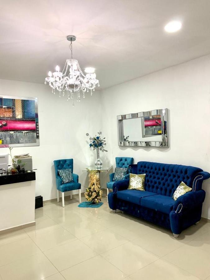 Hotel Platinum Barranquilla バランキージャ エクステリア 写真