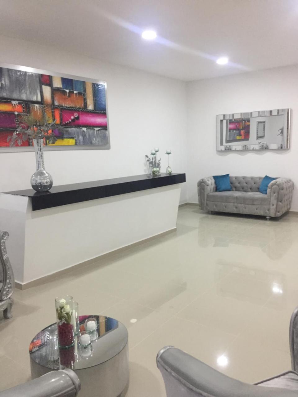 Hotel Platinum Barranquilla バランキージャ エクステリア 写真