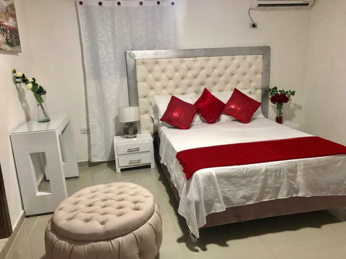 Hotel Platinum Barranquilla バランキージャ エクステリア 写真