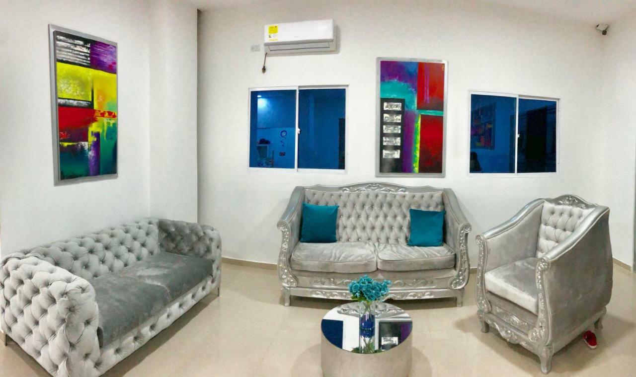 Hotel Platinum Barranquilla バランキージャ エクステリア 写真